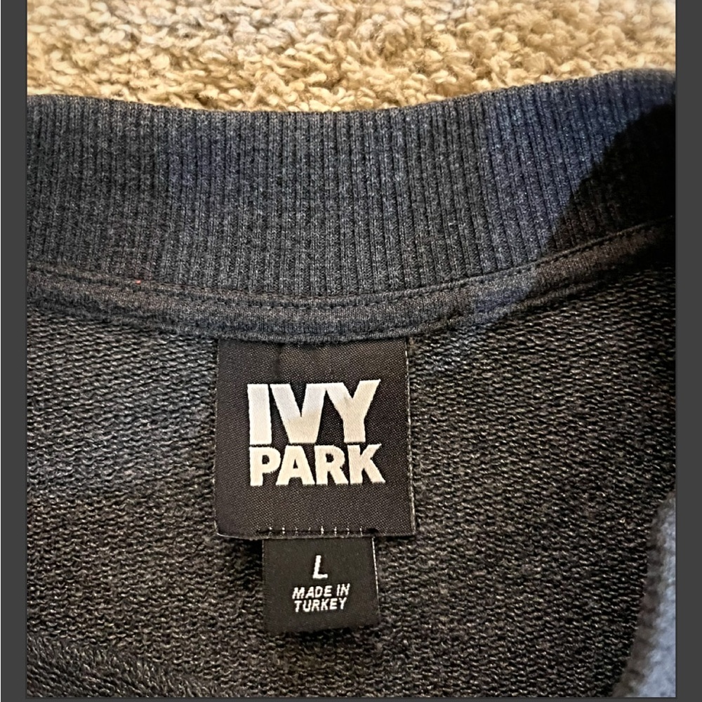 IVY PARK Crewneck Sweatshirt - Picture 3 of 4
